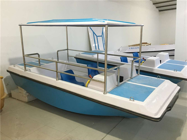 點(diǎn)擊放大 6人自排水電動(dòng)船